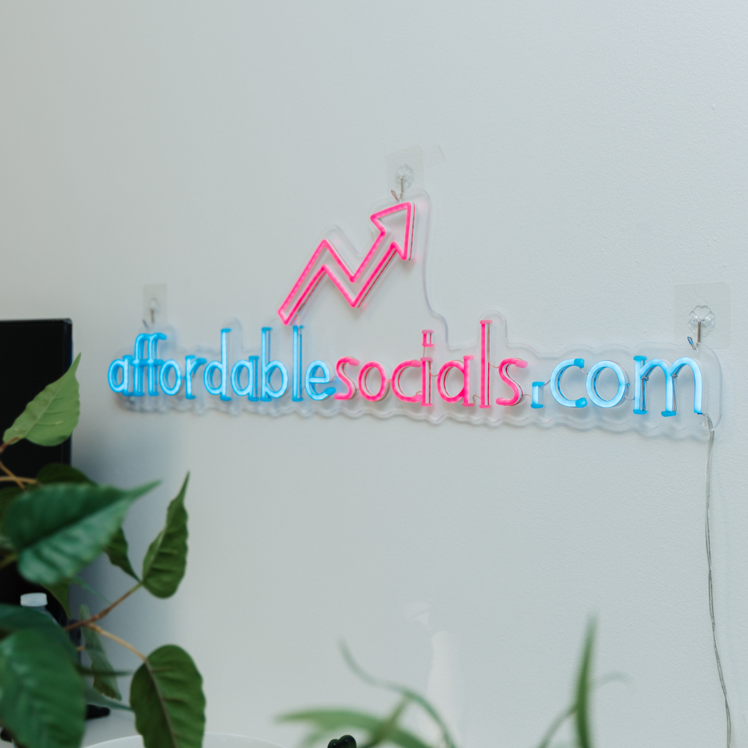 10 Essential Social Media Marketing Tips for Small Businesses in 2025